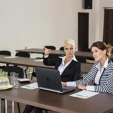 ホテル Na Farme Choťovice