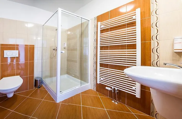 Na Farme فندق Chotovice